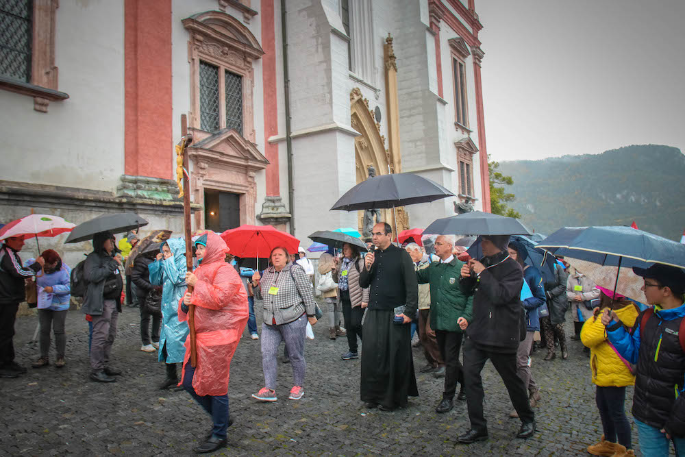 Viele hunderte Pilger feierten heute mit Dr. János Szekely, Bischof von Szombathely, anlässlich der traditionellen Ungarischen Wallfahrt die heilige Messe in der Basilika.