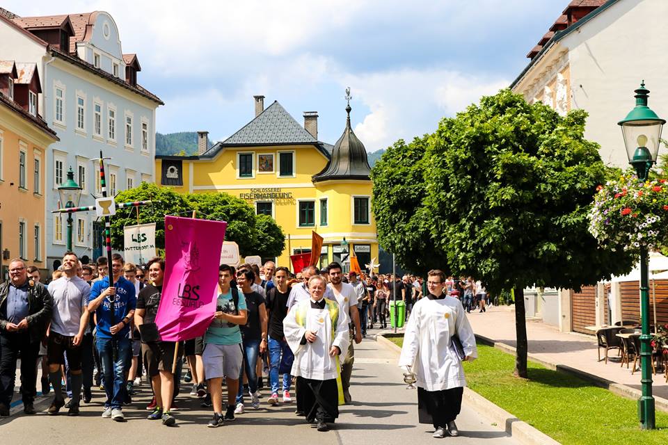 Prozession zur Basilika