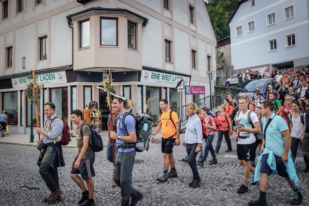 EInzug Landjugend NÖ Bauernbundwallfahrt