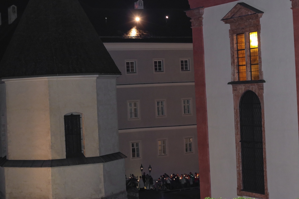Die Große Lichterprozession durch Mariazell mit anschließender Segnung durch die Gnadenstatue