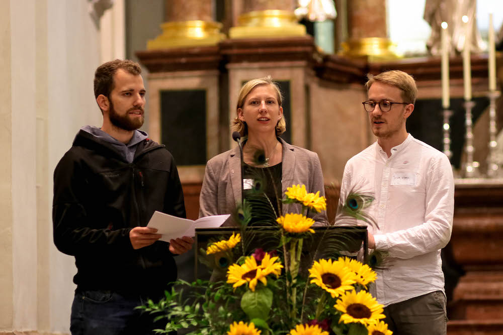 Bischofskonferenz Bischöfe und Jugendlichen aus ganz Österreich