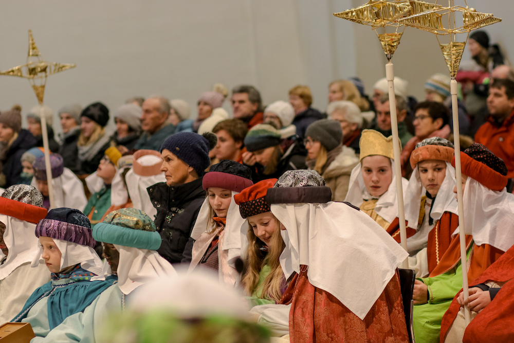 Sternsingermesse am Dreikönigstag in der Basilika 2019