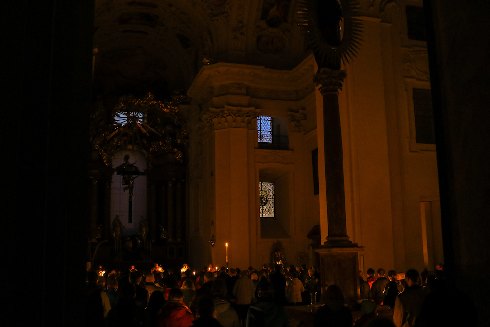 Die Feier der Osternacht 2019 Basilika Mariazell